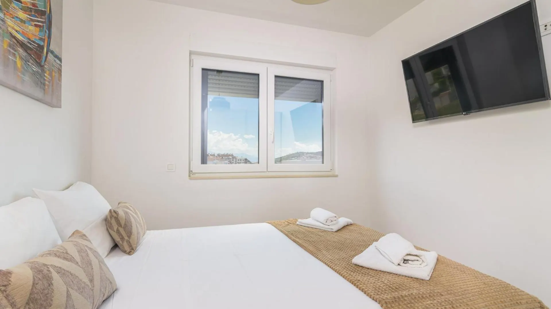 Sunset Coral Trogir - Apartment With Pool